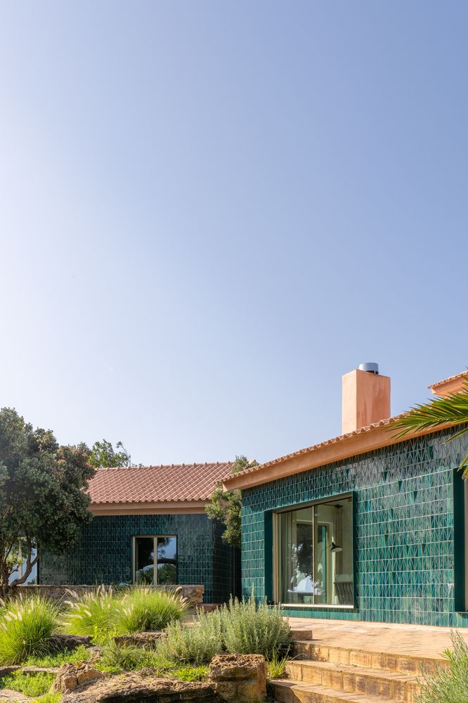 AIP Azóia Villa — photo 3